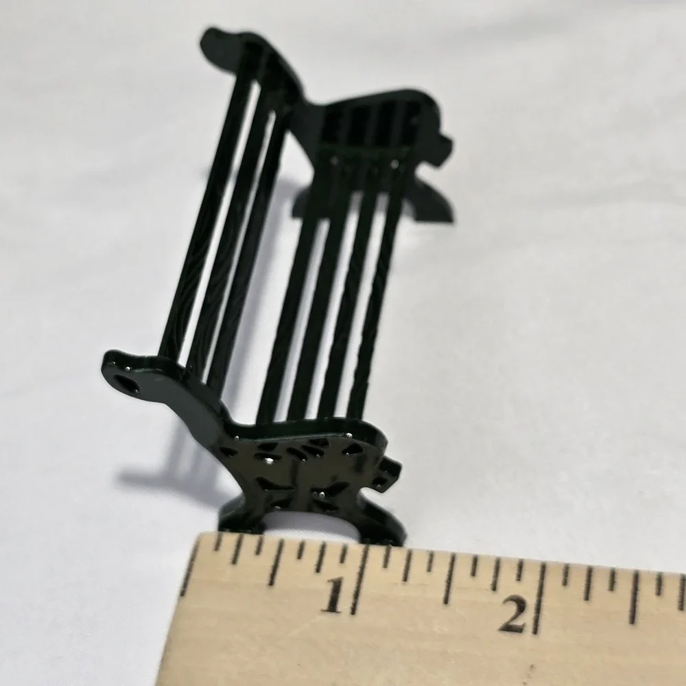 Miniature Green Park Bench Metal Home Decor 1